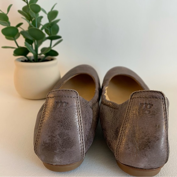 Paul Green Tan Gold Ballet Flats - Picture 4 of 7